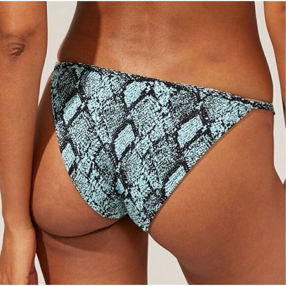 NWT Solid & Striped Lulu Bikini Bottom in Snake Jacquard Blue Black size L - Picture 1 of 11